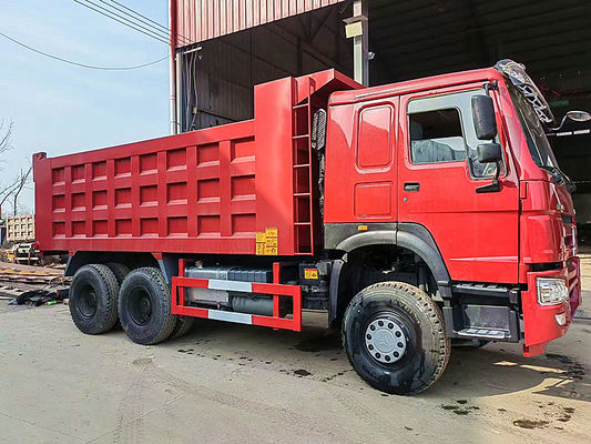 সিনোট্রাক HOWO ডাম্প ট্রাক 6X4 স্টক 380Hp 25 CBM টিপার ট্রাক 40 টন কারখানার দাম সহ